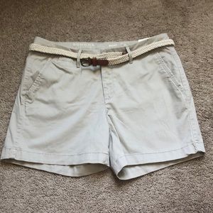 Sonoma Shorts Women's Size 10 Khaki Tan Brown Belted Mid Rise